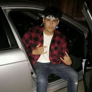 Meet your Posher, Jose